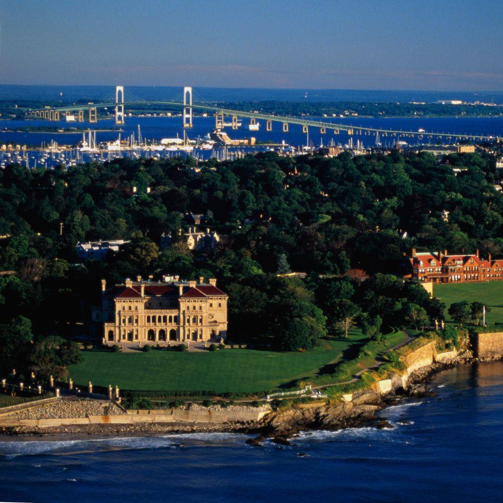 30 of the Best Places to Go on Your Honeymoon in the Good Ol’ USA